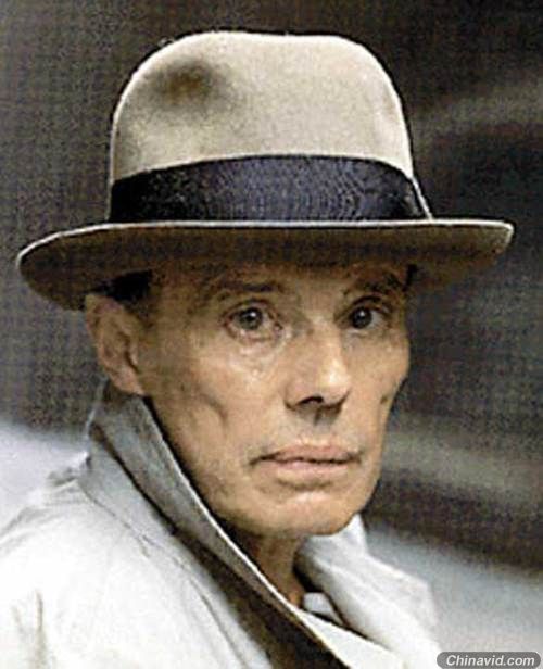 Joseph Beuys2.jpg